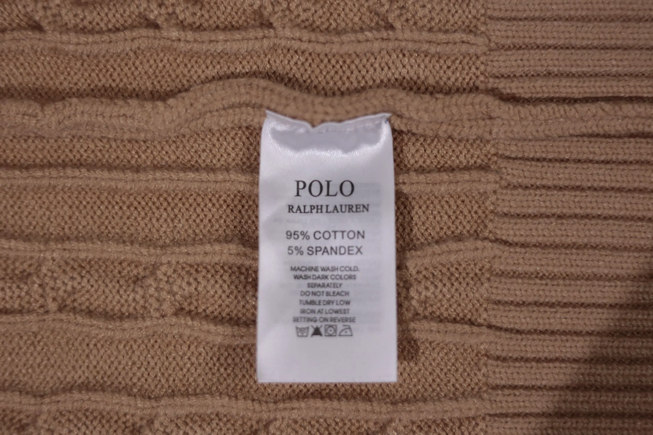 P300 Style No. D07) The top version on the market in 2025 Ralph Lauren #ootddailywear #Autumn and winter sweater #Knitted sweater outfit #ralph lauren sweater #Can be worn by both men and women [Star R] Finally waited until the Ralph men’s twist sweater half-zip bra top was put on and it’s finally here! The hottest half-zip sweater! Limited editions every year, there won’t be many models in the store! Ralph Lauren Men's Half-Zip Twist Sweater [Fire R] The shape is really nice. It can be worn alone or as a jacket. It can be worn inside or outside, or it can be worn inside with a shirt ~ 100% pure cotton #Practical Wear Colors: off-white, navy blue, khaki, gray, size S to XL